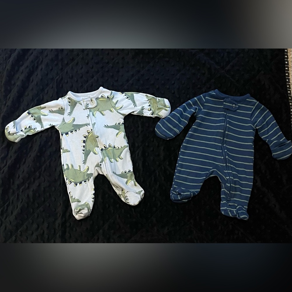 Carter’s Child of Mine preemie 2 pc. Set